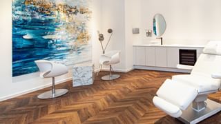 Caelistic Doctors Treatment Chair