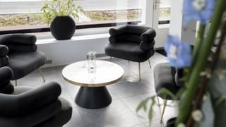 Body Silk Laser Clinic Lounge