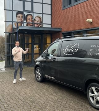 Bellezi on Christmas tour