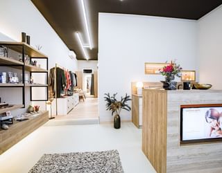 Smilestore Zahnkosmetik Schalter