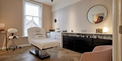 Treatmentroom at the academy