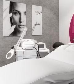 Reviderm Skinmedics Produkte