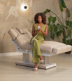 Versa Noble W4. More than a wellness bed.