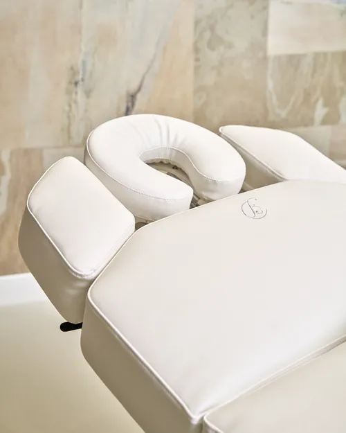 Massage Kopfstutz