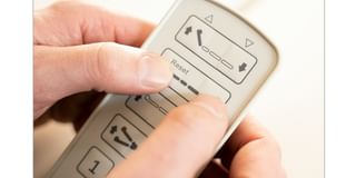 1b. | You can reset the bed by pressing the arrows on the second row from the top simultaneously until the intermittent beep stops automatically. This takes about 6 seconds.